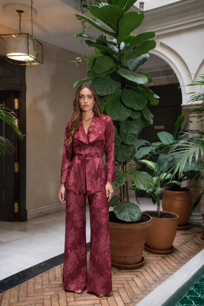 TRAJE CHAQUETA PANTALÓN